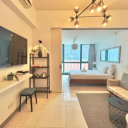 טאגיג One Uptown Residences Bgc מראה חיצוני תמונה