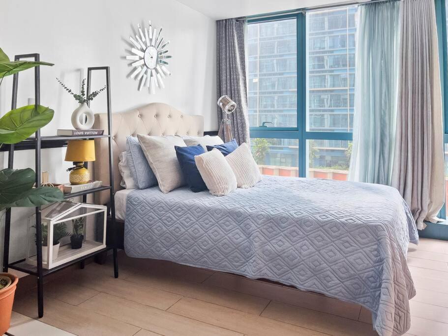 טאגיג One Uptown Residences Bgc מראה חיצוני תמונה
