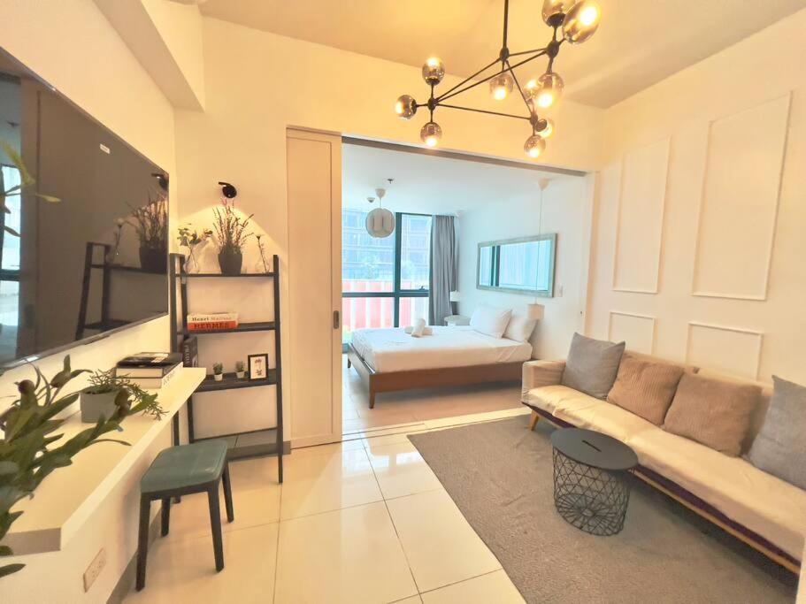 טאגיג One Uptown Residences Bgc מראה חיצוני תמונה