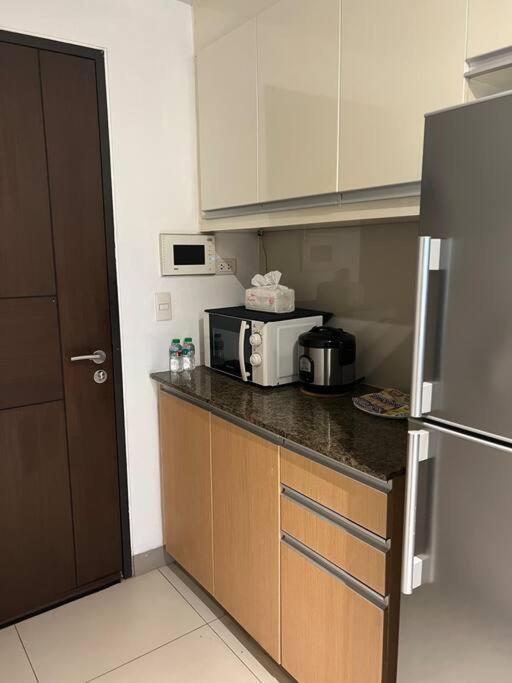 טאגיג One Uptown Residences Bgc מראה חיצוני תמונה